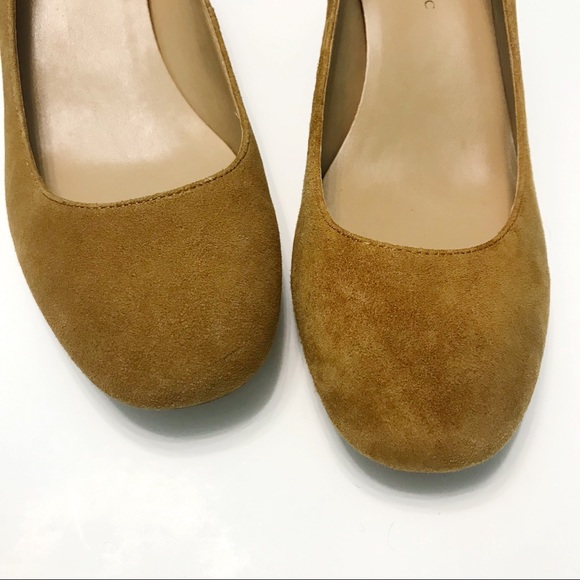 Cognac Suede Block Heel Flats Banana Republic - Picture 3 of 8